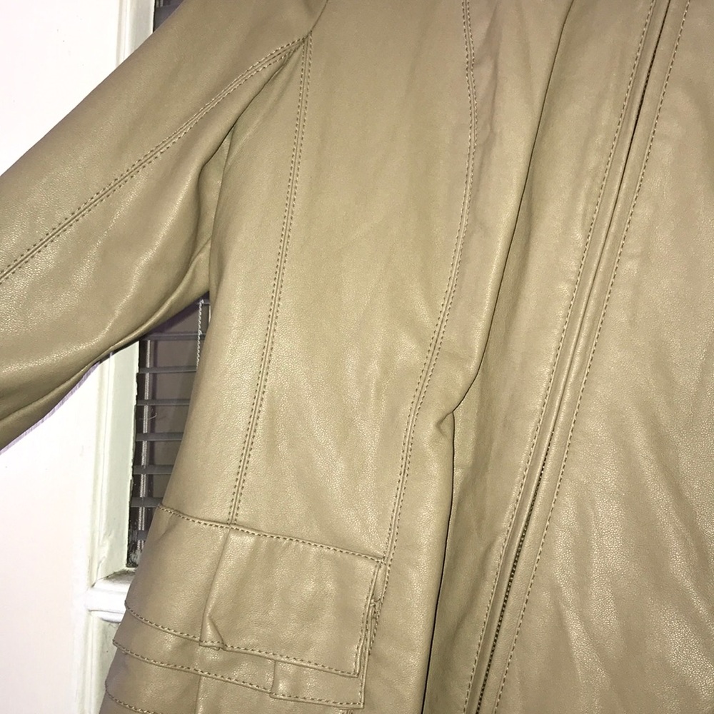 jacket - Picture 3 of 5